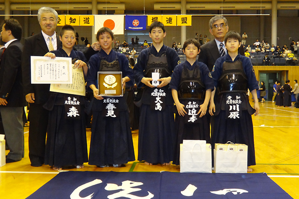 第41回愛知県少年剣道錬成大会 中学生の部 第3位 光雲剣友会チーム