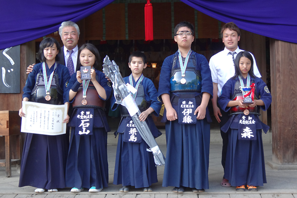 第40回砥鹿神社例祭奉納少年少女剣道大会 第3位 光雲剣友会チーム