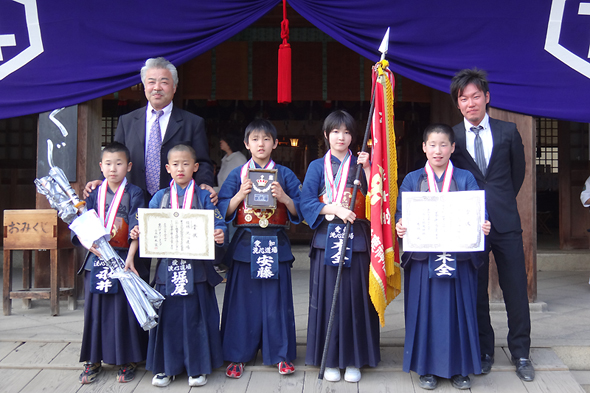 第40回砥鹿神社例祭奉納少年少女剣道大会 優勝 洗心道場チーム